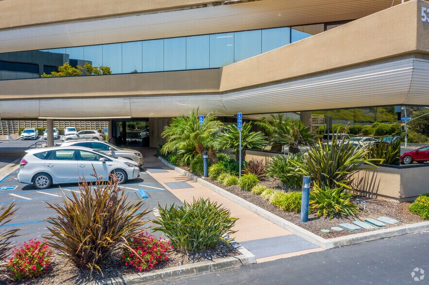 More Photos Of 5330 Carroll Canyon Rd, San Diego Medical For Sale