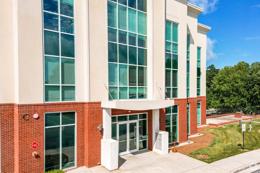 More Photos Of 4153 Flat Shoals Pky, Decatur Office For Lease