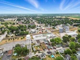 More Photos Of 605 Reed St, Beecher Office For Sale