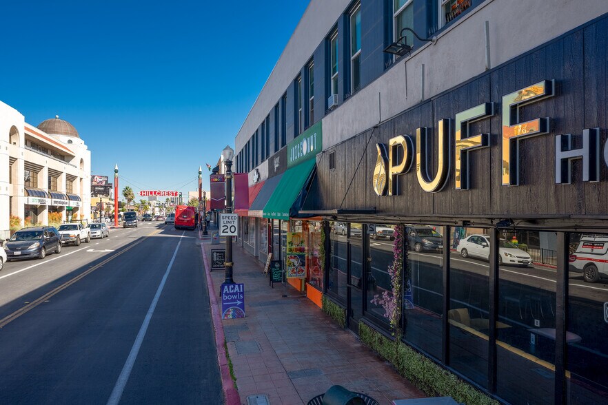 More Photos Of 401-425 University Ave, San Diego Apartments For Lease