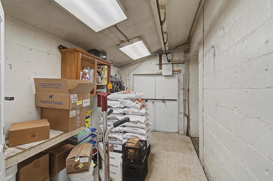More Photos Of 23 Barlow St, Saint Albans Convenience Store For Sale