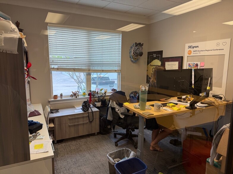 More Photos Of 2620 Brushy Creek Loop, Cedar Park Office For Lease