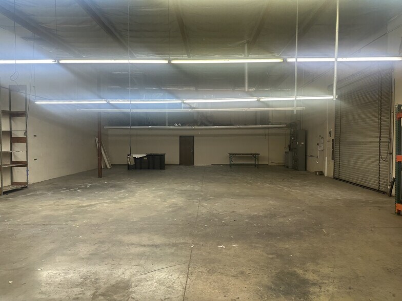 More Photos Of 2001 Hawkins Circle, Los Angeles Warehouse For Lease