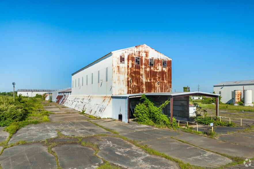 More Photos Of 1001 Rainer Rd, West Memphis Warehouse For Lease