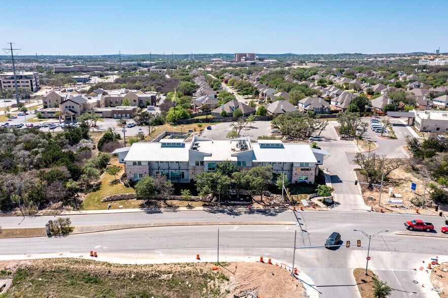 More Photos Of 18911 Hardy Oak Blvd, San Antonio Medical For Lease