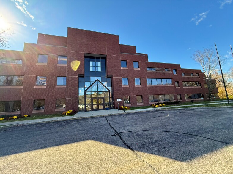 More Photos Of 846 University Ave, Norwood Office For Lease