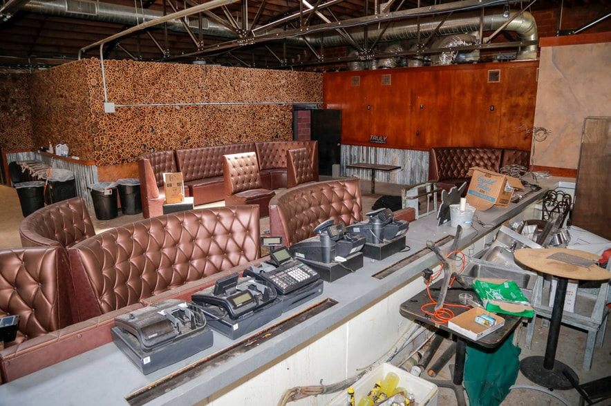 More Photos Of 2202 Buddy Holly Ave, Lubbock Bar For Sale