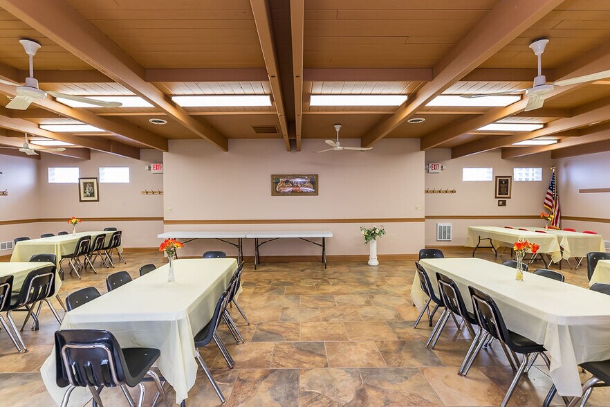 More Photos Of 400 Erie Ave, Aliquippa Religious Facility For Sale