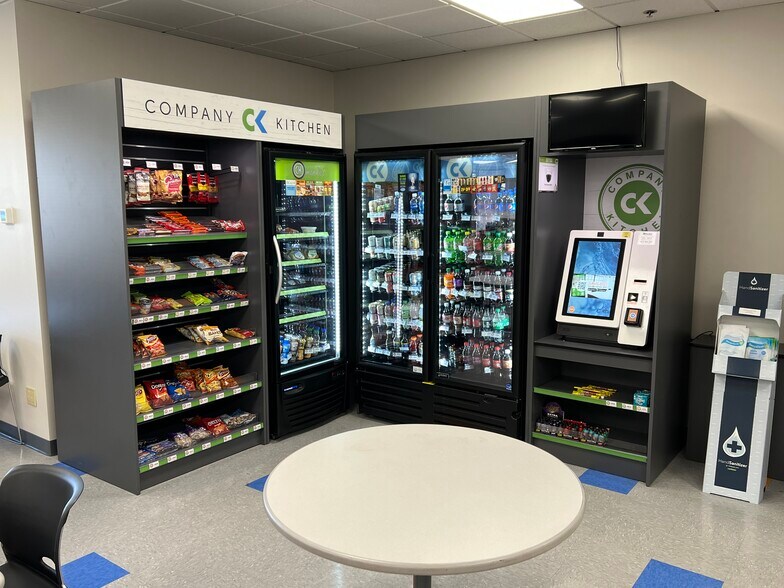 More Photos Of 2070 Little Hills Expy, Saint Charles Office For Sale