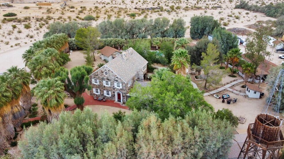 More Photos Of 74744 Joe Davis Dr, Twentynine Palms Hotel For Sale