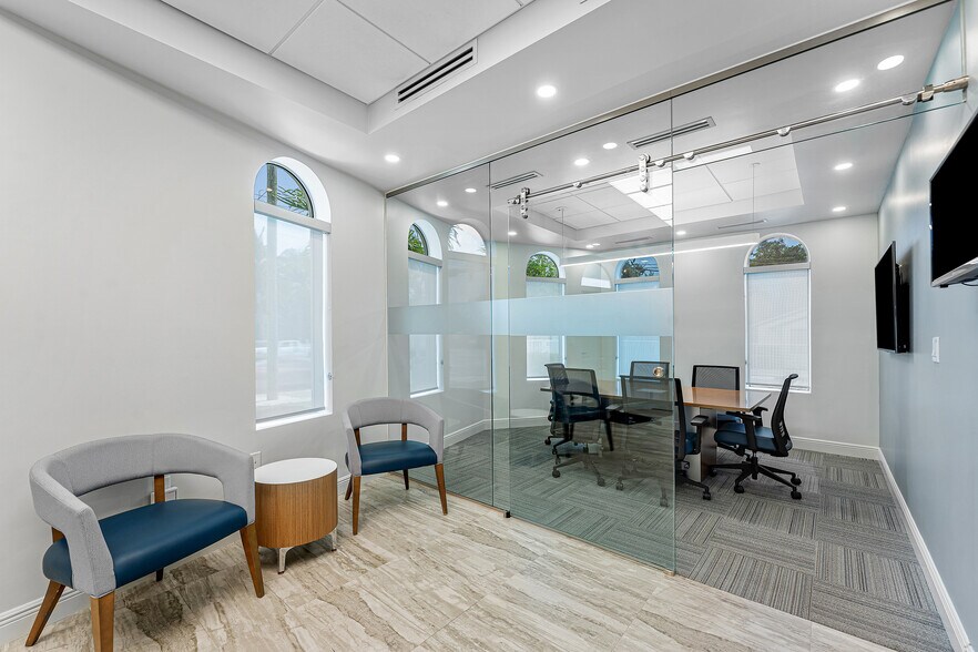 More Photos Of 330 Davie Blvd, Fort Lauderdale Office For Sale