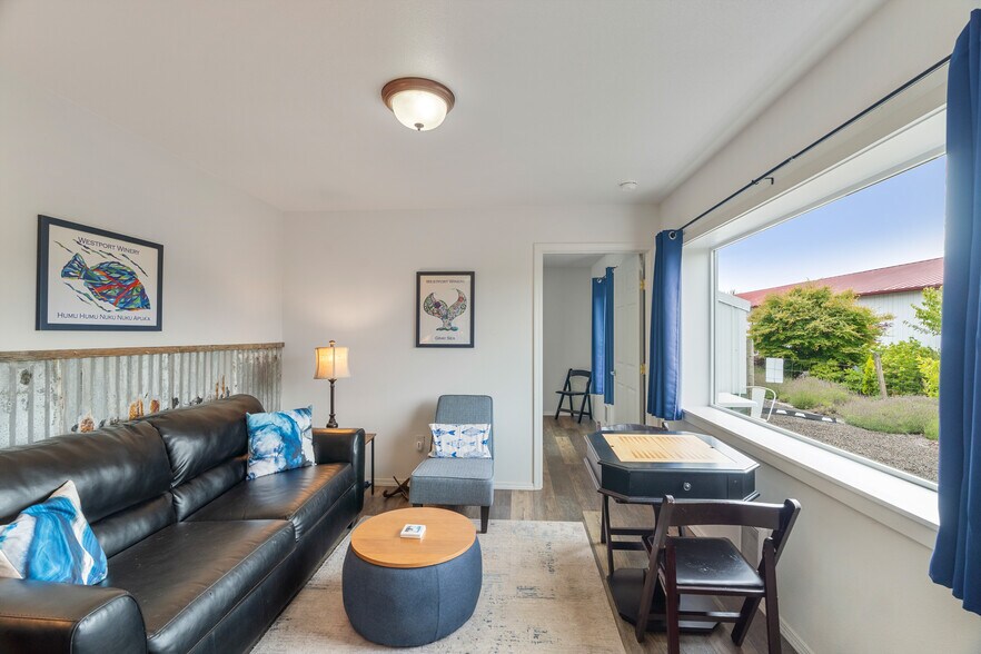 More Photos Of 1 S Arbor Rd, Aberdeen Winery Vineyard For Sale