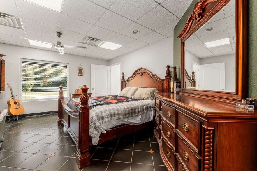 More Photos Of 456 Lakewood Park Rd, Beechgrove General Retail For Sale