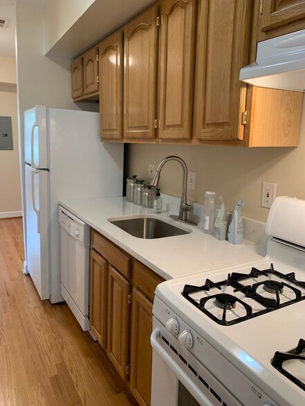 More Photos Of 6616 14th St NW, Washington Apartments For Sale