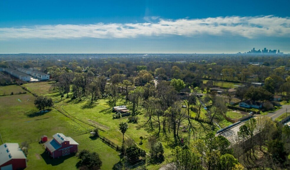 More Photos Of 6100 Stuebner Airline Rd, Houston Land For Sale
