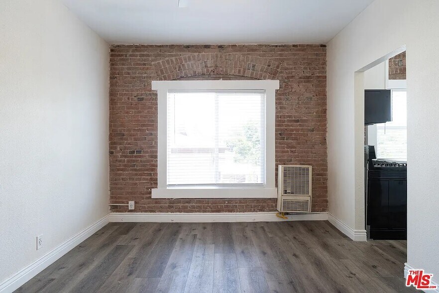 More Photos Of 1984 Park Grove Ave, Los Angeles Apartments For Sale