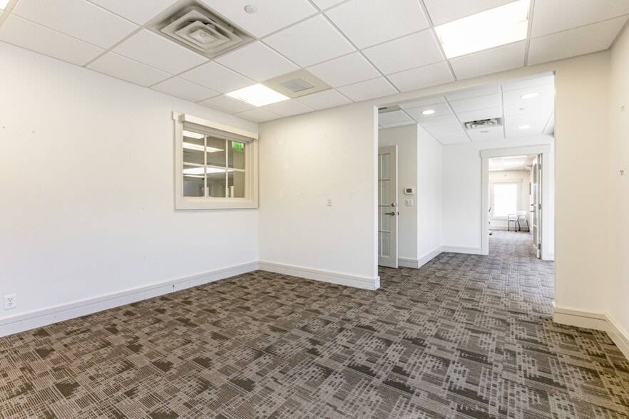 More Photos Of 537 Main St, Park City Storefront Retail Office For Lease