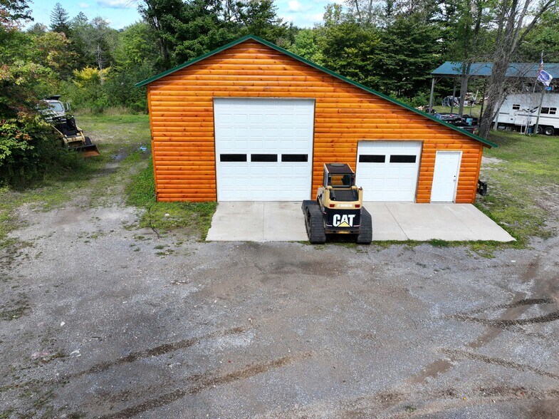 More Photos Of 1131 Comins Rd, Redfield Trailer Camper Park For Sale
