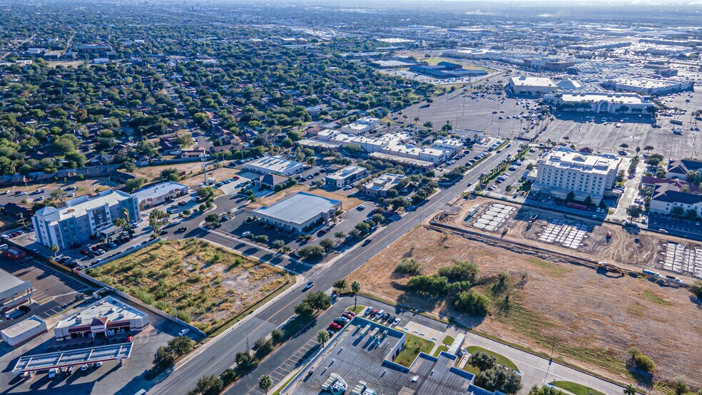 More Photos Of 221 Calle Del Norte, Laredo Land For Sale