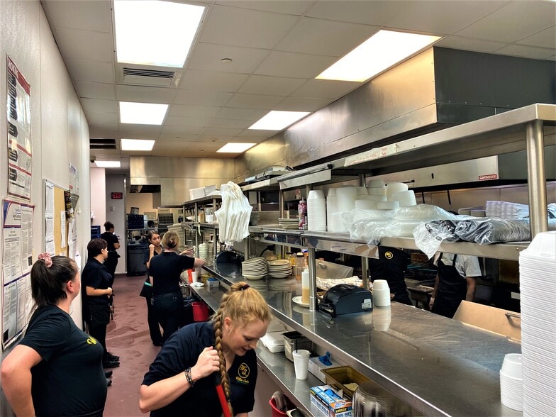 More Photos Of 3355 Patriot Pky, Sumter Restaurant For Sale