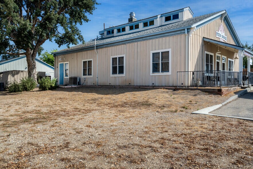 More Photos Of 3511-3513 Numancia St, Santa Ynez Apartments For Sale
