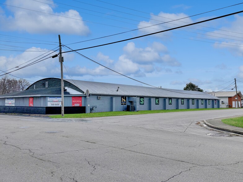 Primary Photo Of 805 Sater St, Greenville Skating Rink For Sale