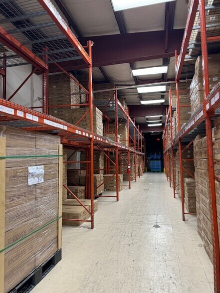 More Photos Of 364 Swanton Rd, St. Albans Town General Retail For Lease