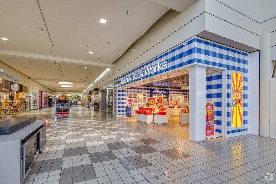 More Photos Of 4901 N Kickapoo Ave, Shawnee Unknown For Lease