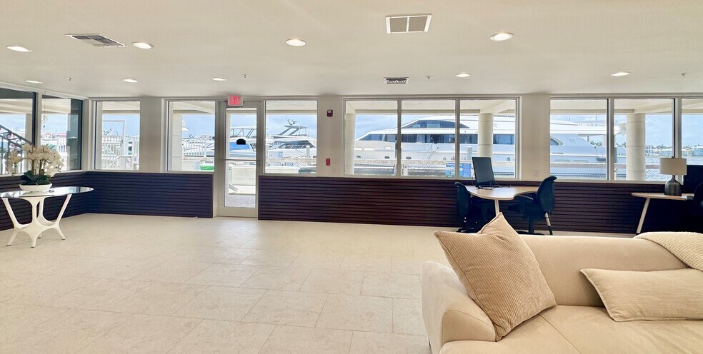 More Photos Of 1001 10th Ave S, Naples Office Residential For Sale