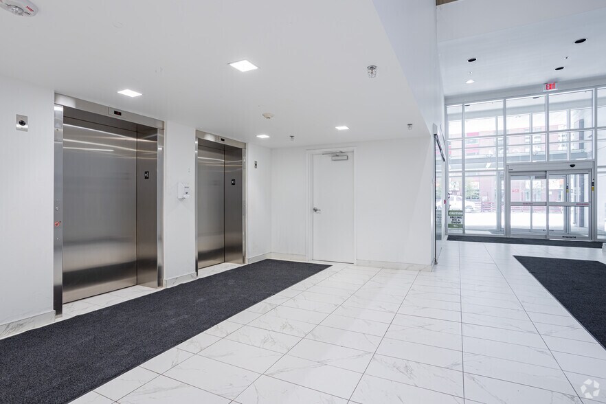 More Photos Of 634 6th Ave SW, Calgary Loft Creative Space For Sale