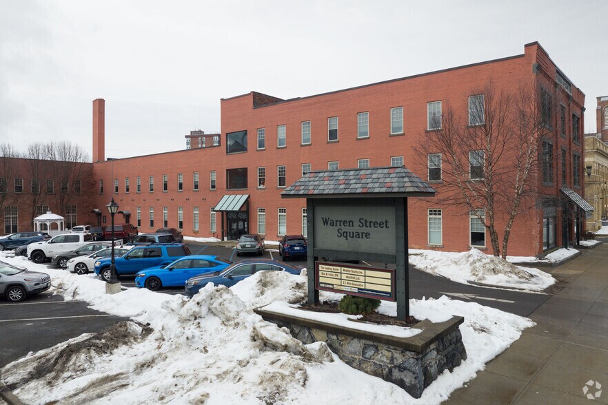 More Photos Of 79 Warren St, Glens Falls Apartments For Lease