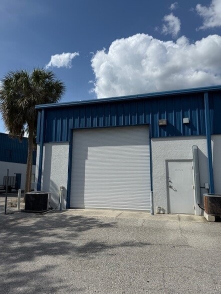 More Photos Of 8251-8259 Blaikie Ct, Sarasota Light Manufacturing For Lease