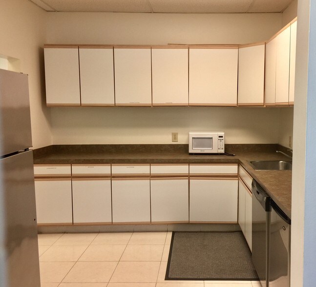 More Photos Of 1501 Corporate Dr, Boynton Beach Office For Lease