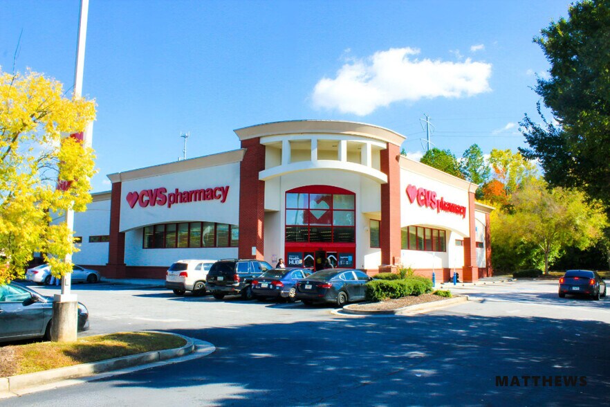 Primary Photo Of 2429 Martin Luther King Jr Dr, Atlanta Drugstore For Sale