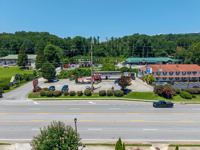 More Photos Of 12 Bo James St, Clayton General Retail For Sale
