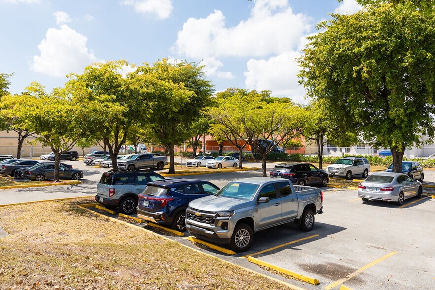 More Photos Of 2801 NW 74th Ave, Miami Medical For Lease