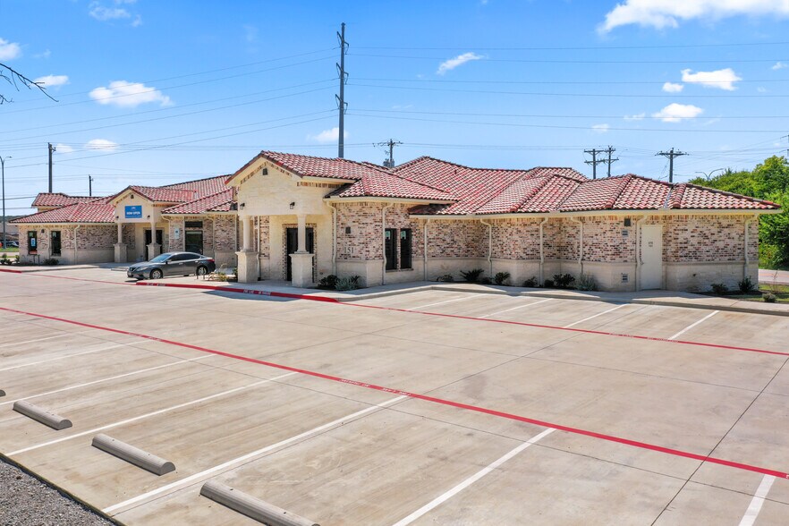 More Photos Of 4801 Golden Triangle Blvd, Fort Worth Office For Lease