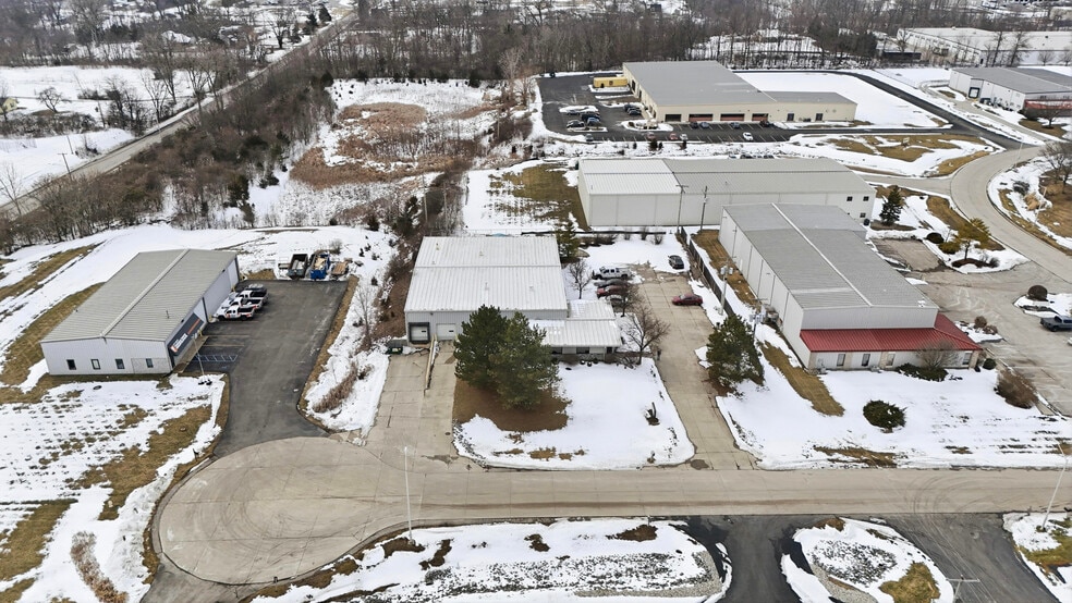 More Photos Of 3209 Clearfield Ct, Fort Wayne Warehouse For Sale