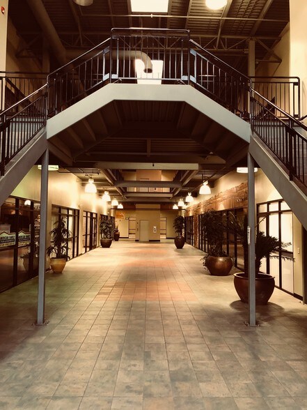 More Photos Of 517 W 100 N, Providence Loft Creative Space For Sale