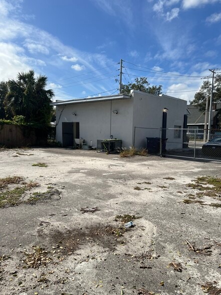 More Photos Of 3003 N Nebraska Ave, Tampa Freestanding For Lease