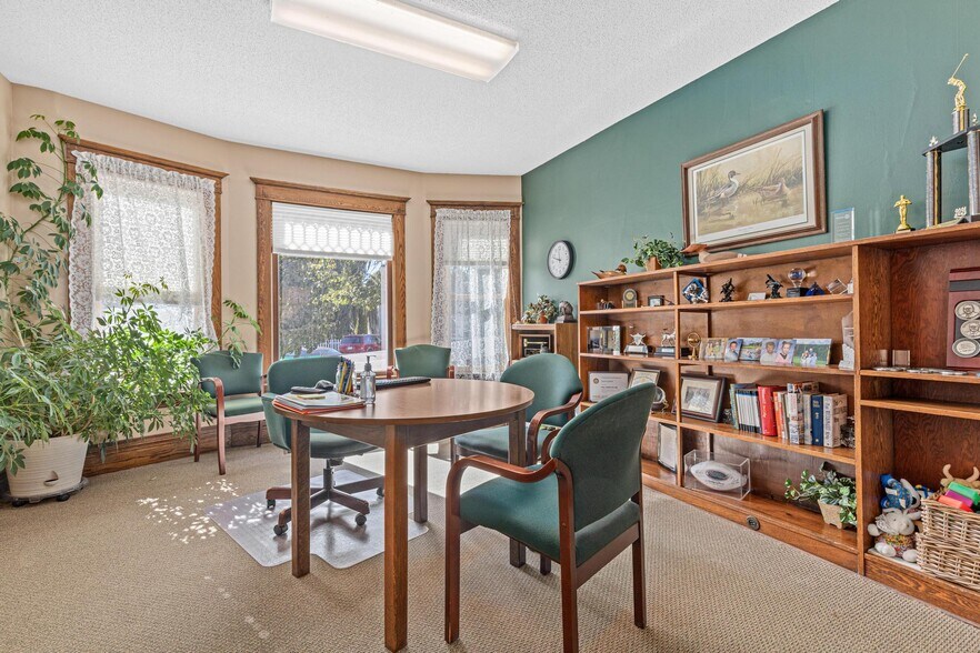 More Photos Of 227 S Arch Ave, New Richmond Office For Sale