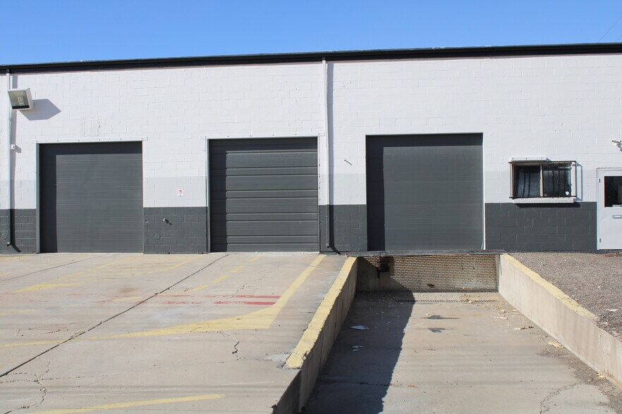 More Photos Of 5981 Marion Dr, Denver Warehouse For Sale