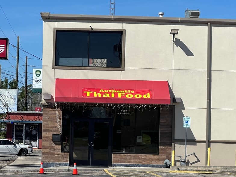 More Photos Of 1112 N Frazier St, Conroe Freestanding For Sale