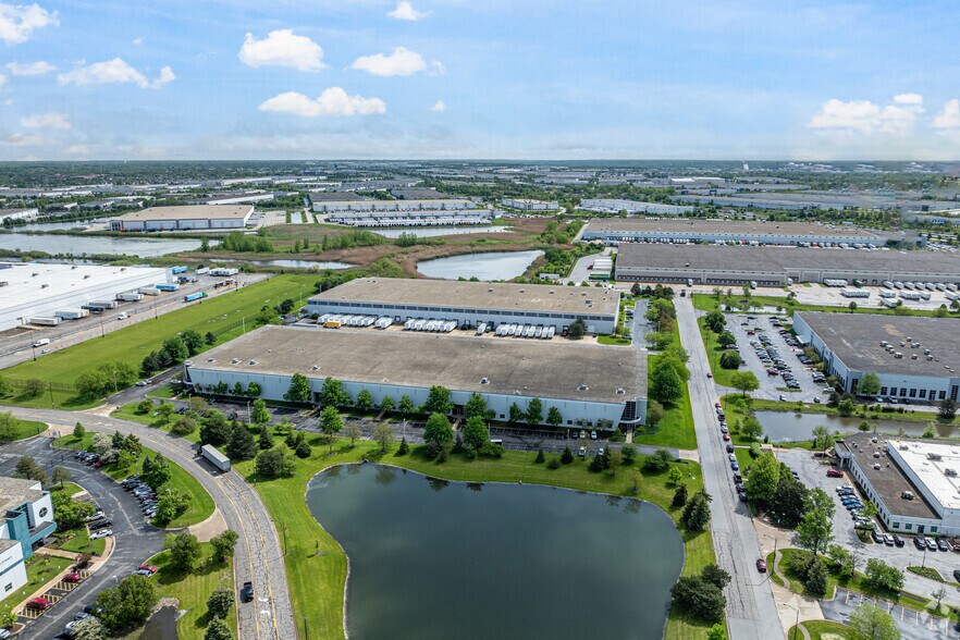 More Photos Of 1186-1198 Arbor Dr, Romeoville Manufacturing For Lease