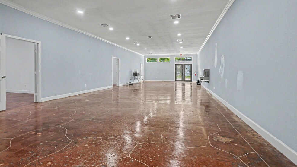 More Photos Of 619 Jackson, Pasadena Storefront Retail Office For Sale