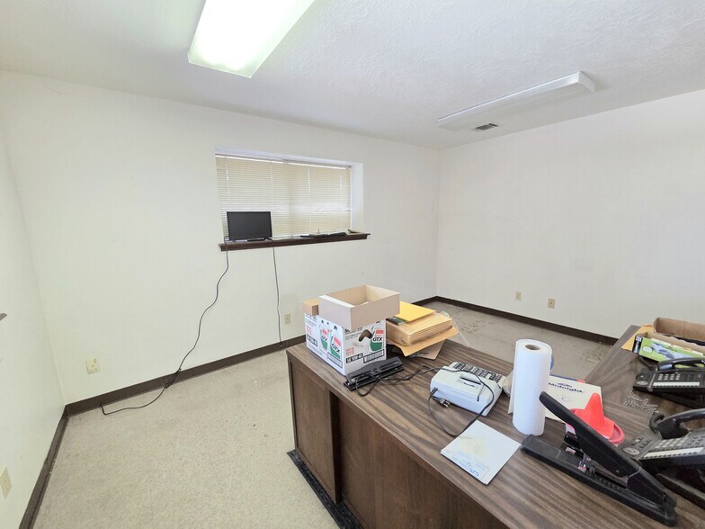 More Photos Of 1410 FM 2854 Rd, Conroe Industrial For Lease