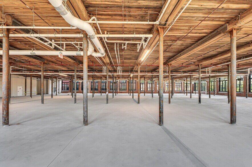More Photos Of 100 State St, Ludlow Manufacturing For Lease