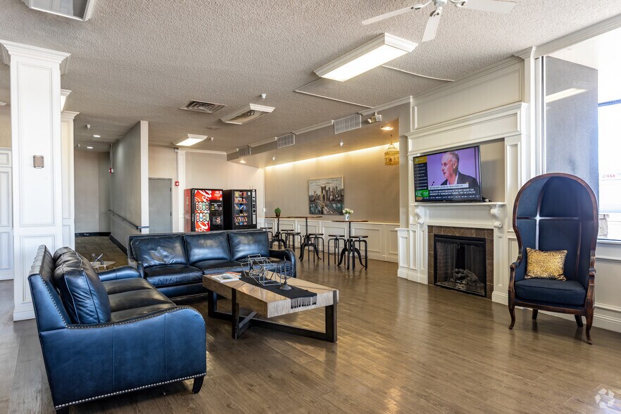 More Photos Of 2101 Avenue Q, Lubbock Apartments For Lease