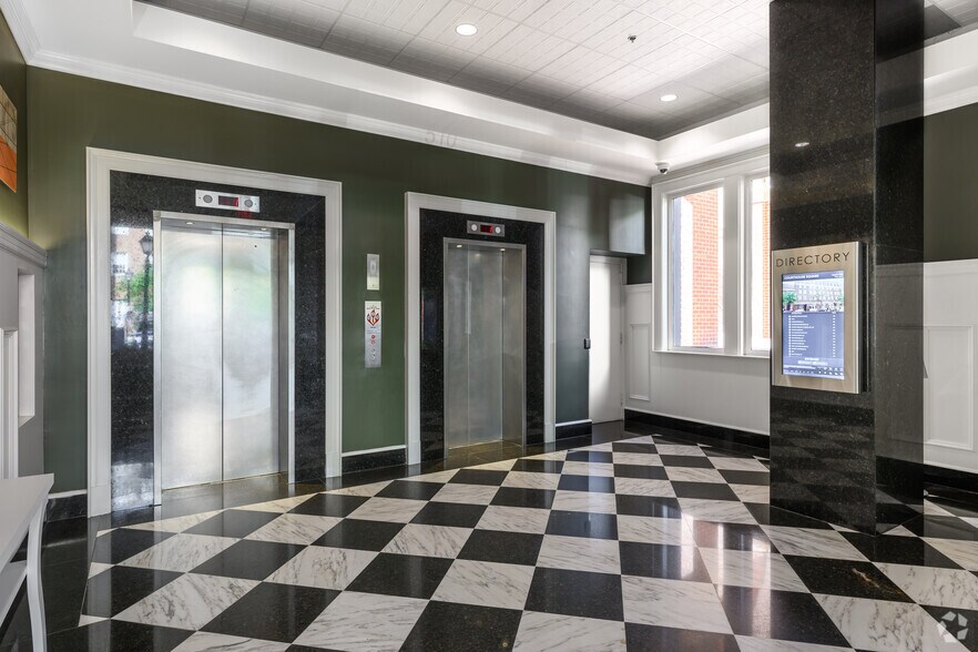 More Photos Of 510-526 King St, Alexandria Office For Lease