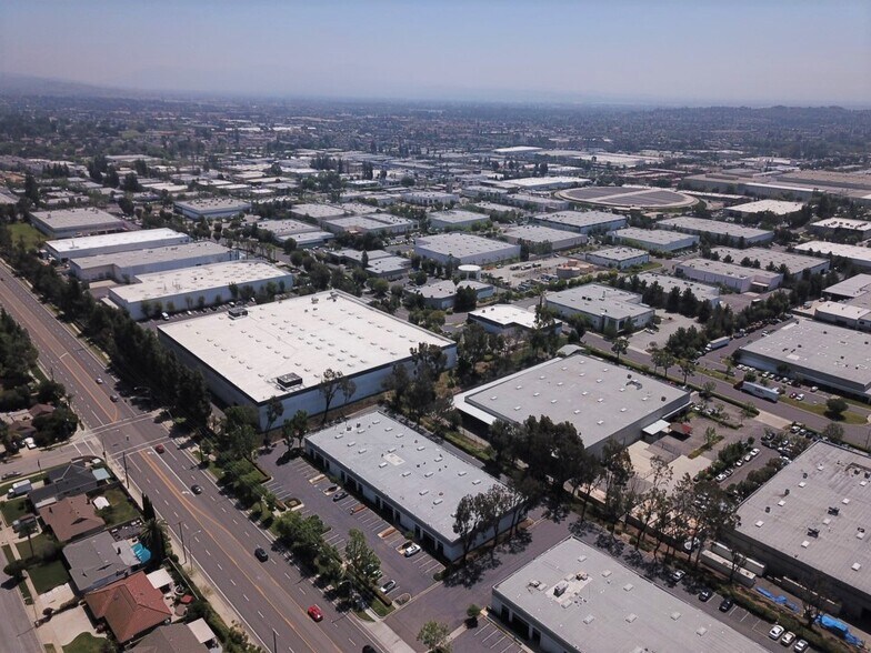 More Photos Of 950 W Central Ave, Brea Manufacturing For Sale